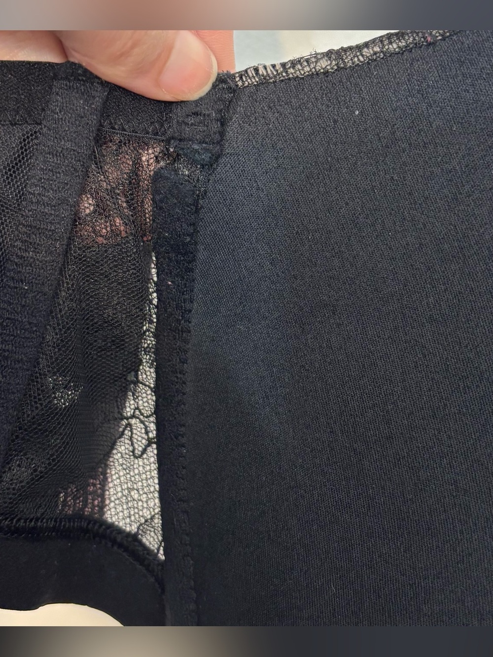 Victoria’s Secret Nude W/ Black Lace Racerback Plunge Very Sexy Push Up Bra 34DD - Picture 9 of 9